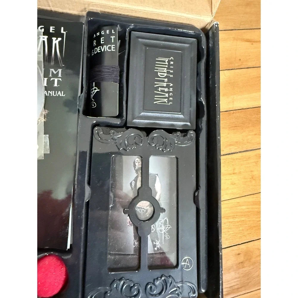 Criss Angel Platinum Magic Kit Complete set‎